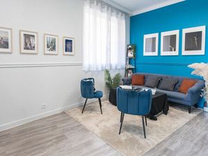 Local à usage commercial ou de bureaux à louer à Carpentras