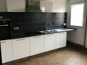 Location maison de ville sans extérieur type appartement 82 m2 à Evin-Malmaison