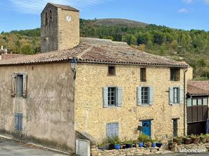 Propriété 14 pièces 338 m²