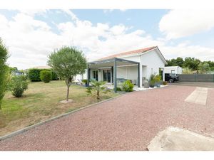 Vente villa 6 pièces 137.2 m² à Benquet (40280)  358 000 €