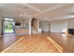 Vente maison 8 pièces 215 m² à Maule (78580)  599 000 €