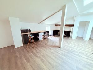 Vente appartement 3 pièces 98 m² à Vertheuil (33180)  139 000 €