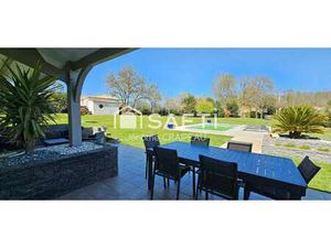 Vente Maison Piscine à Moutiers-les-Mauxfaits (85540) : à vendre Piscine / 176m² Moutiers-