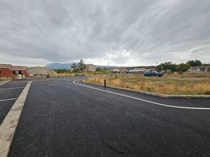 Vente terrain 501 m² à Pourrières (83910)  224 900 €