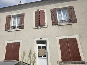 Location appartement 2 pièces 62 m² à Henrichemont (18250)  460 €