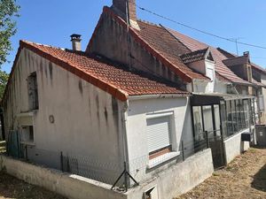 Vente maison 2 pièces 55 m² à Domérat (03410)  42 000 €