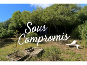 SOUS COMPROMIS - Maison en pierre avec terrain attenant  ter