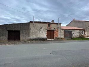 en vente Immeuble de rapport 70 m² – 75 900 € |Le Champ-Saint-Père