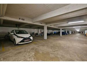 Overdekte parkeerplaats te koop in Berchem