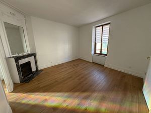 Appartement T4 près de LINAS à louer