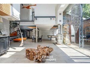 Maison de luxe à vendre dans le quartier Haut Pantin-Charles Auray