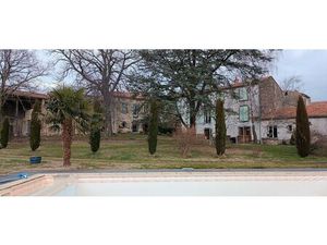 Maison contemporaine à vendre à Bergonne