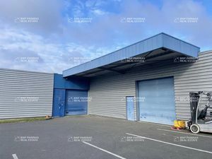 Vente Local d'activités Fleury-les-Aubrais 45400