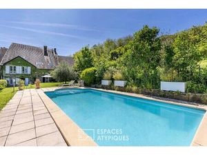 Maison de caractère avec piscine au calme