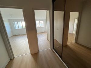 Vente appartement 2 pièces 50 m² à Saint-Priest (69800)  133 000 €