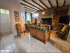 Vente maison 7 pièces 130 m² à Ver (50450)  366 000 €