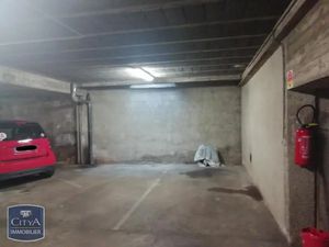 Parking à louer 15 m² - Agen (47) - 55€