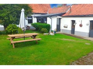 Corps de ferme de 273 m²  rénové avec gîtes et chambre d'hôtes  Proche Hesdin