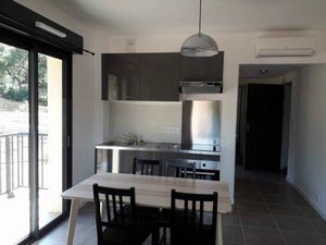 Appartement - RDC - 38 90 m2 - 2 pièces - Meublé