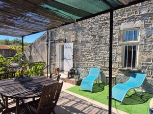 Maison à vendre DEAUX 4 pièce(s) 100m2 289 000€