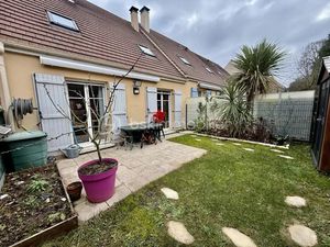 Vente maison 5 pièces 91 m² à Noisiel (77186)  349 000 €