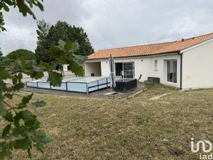 Vente Maison Piscine à Clam (17500) : à vendre Piscine / 100m² Clam