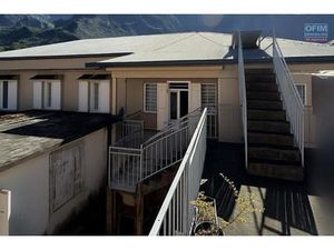 A Vendre immeuble de caractère + Terrain à Cilaos