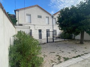 Location meublée maison 3 pièces 90 m² à Orange (84100)  950 €