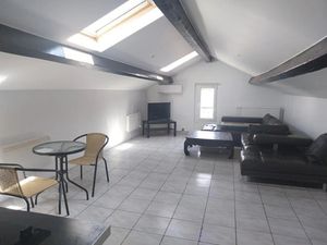 Location meublée appartement 2 pièces 26 m² à Venissieux (69200)  730 €