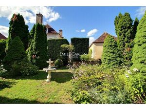 Maison de luxe à vendre à Saint-Sauveur-en-Puisaye