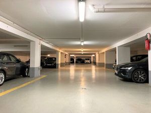 PARIS III - Location Place de Parking - rue Pastourelle - Place Spacieuse