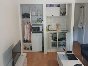Location meublée appartement 1 pièce 15 m² à Meudon (92190)  770 €