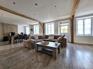 GRANDE MAISON DE FAMILLE AVEC JARDIN ET DEPENDANCES