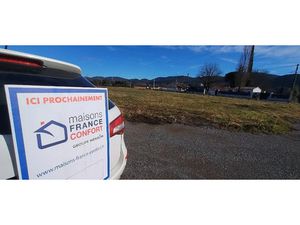 Vente terrain 487 m² à Vallon-Pont-d'Arc (07150)  41 000 €