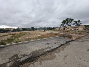 Vente terrain 387 m² à Peyrolles-en-Provence (13860)  177 000 €