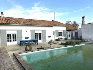 Vente Maison Piscine à Coulon (79510) : à vendre Piscine / 148m² Coulon