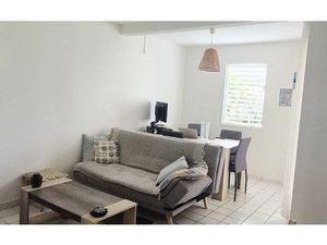 Location appartement  m² T-4 à Sainte-Rose  650 €