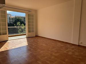 Vente appartement 2 pièces 43 m² Roquebillière (06450)