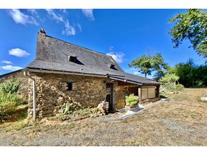 Maison à vendre CORZE 5 pièce(s) 145m2 258 300€