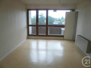 Location Appartement 1 pièce 31m² ST PIERRE DU MONT 40280