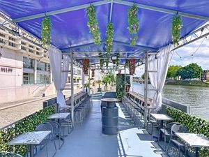 Péniche de 200 m² à vendre – Habitation & Activité Événementielle – Melun – Prête à l’empl