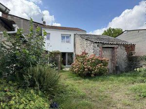 Vente Maison au Pin-en-Mauges (49110) : à vendre / 148m² Le Pin-en-Mauges