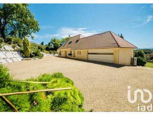 Vente Demeure d'exception à Labastide-Monréjeau (64170) : à vendre / 240m² Labastide-Monré