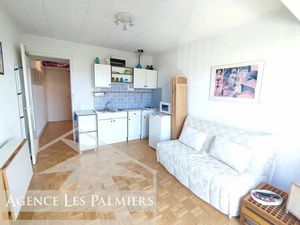 Vente appartement 1 pièces 20m2 Le Lavandou 83980 - 115000 € - Surface Privée