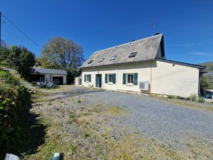 Vente maison 10 pièces 175 m² Ousté (65100)