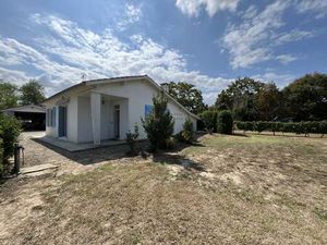 Vente maison 4 pièces 101 m² Castelsarrasin (82100)