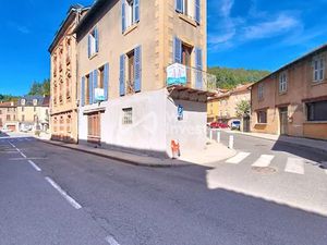 Vente immeuble 140 m² à Aubin (12110)  29 000 €