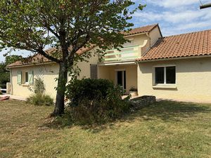 Vente maison 7 pièces 167 m² Fontaine-le-Comte (86240)