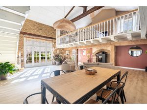 Bien rare à la vente - grange du XVIIIème rénovée avec goût