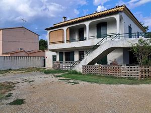 Location appartement 4 pièces 85 m² à Tarascon (13150)  850 €